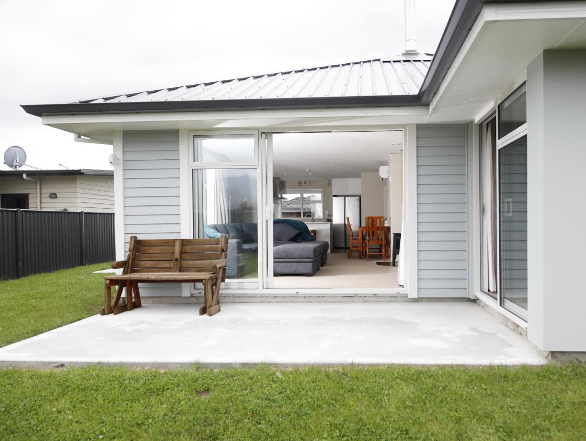 Fiordland Getaway - Te Anau Holiday Home Exterior photo